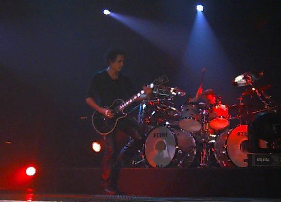 Photo gallery from the gig in Zurich, Switzerland shot on November 7, 1996